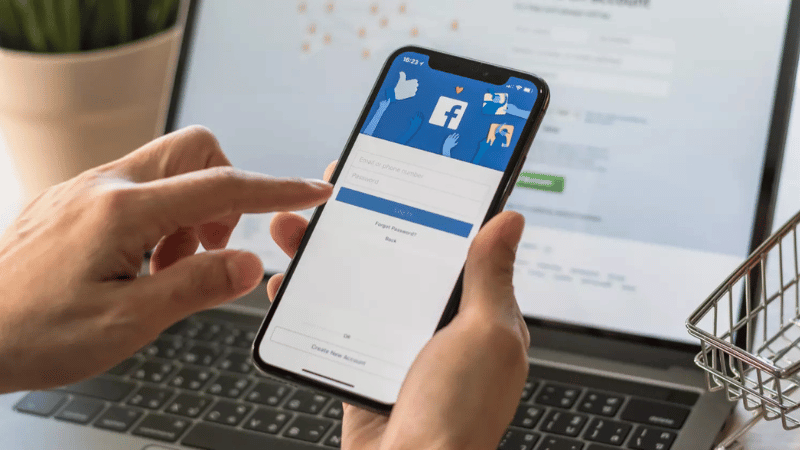 Tài khoản quảng cáo Facebook cá nhân